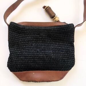 Carla Marchi made in Italy woven shoulder bag with leather trim